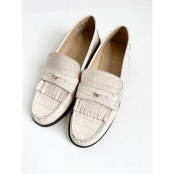 Ann Taylor Croco Loafers - Off White Fringe Detail - Size 8M - Picture 2 of 4